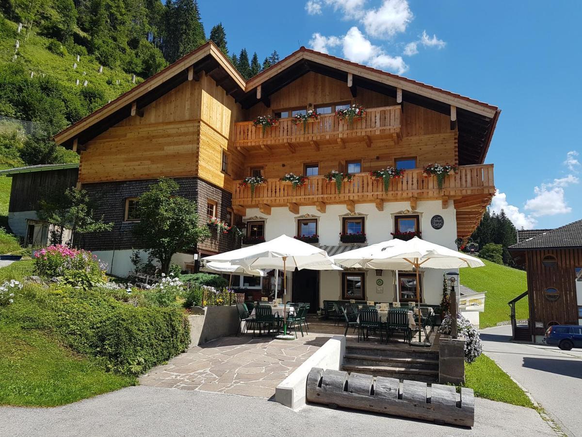 Landgasthof Adler Hinterhornbach Exterior foto