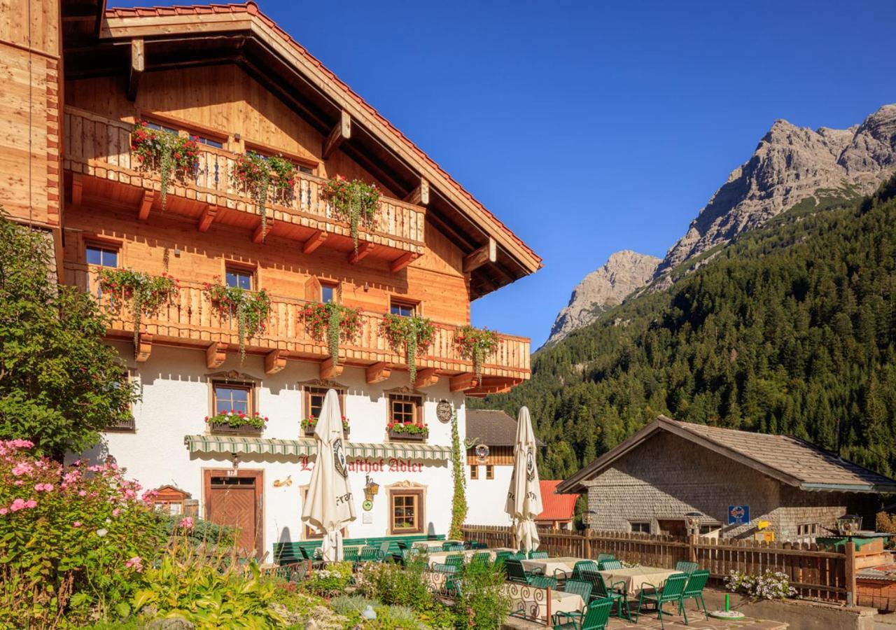 Landgasthof Adler Hinterhornbach Exterior foto